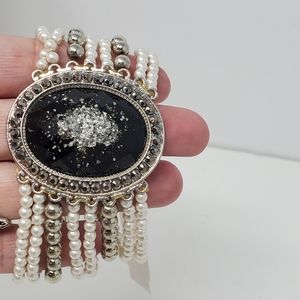 New York & Company Black & Silver stretchy pearl beaded bracelet New with Tags